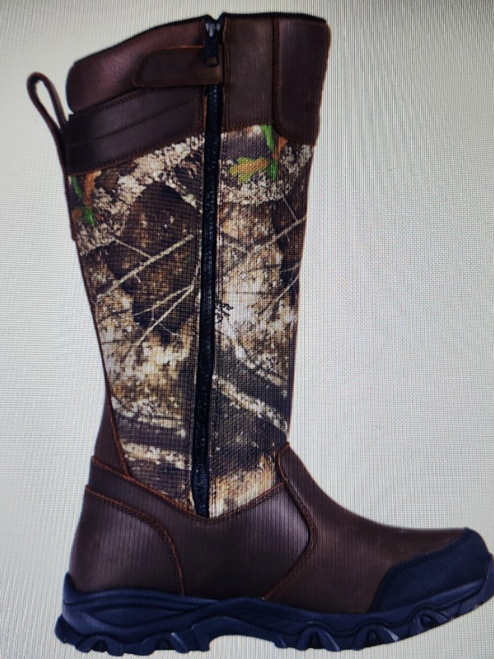 Magellan Women's Snake Shield Armor Boots. NWOT. Size 7B(Regular)